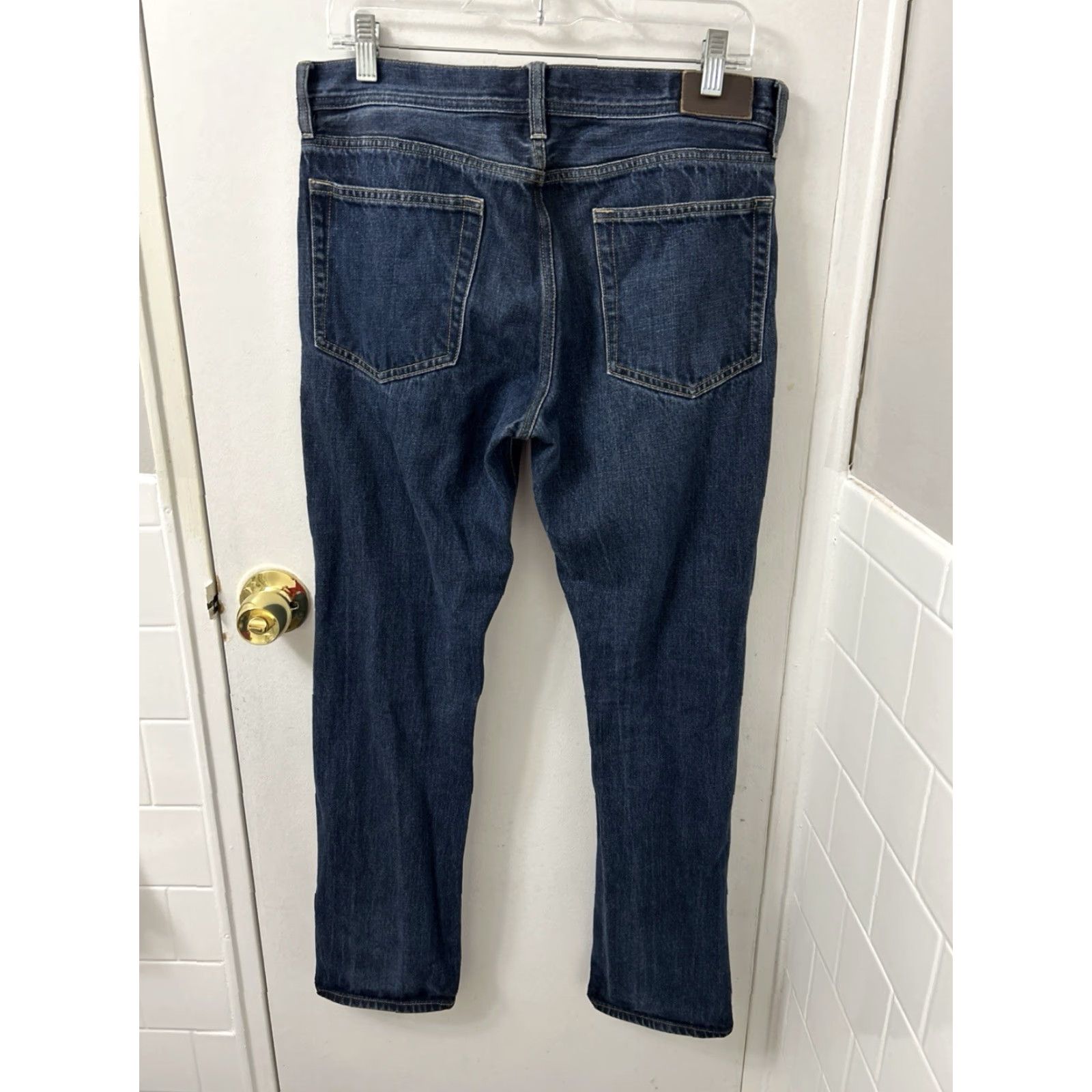 Denime J Crew The Sutton Jeans Mens Size 31x30 Dark Wash Button Zip YKK 5-Pocket Denim Slim Fit Straight Rise Medium Vintage No Size US 31 - 6 Thumbnail