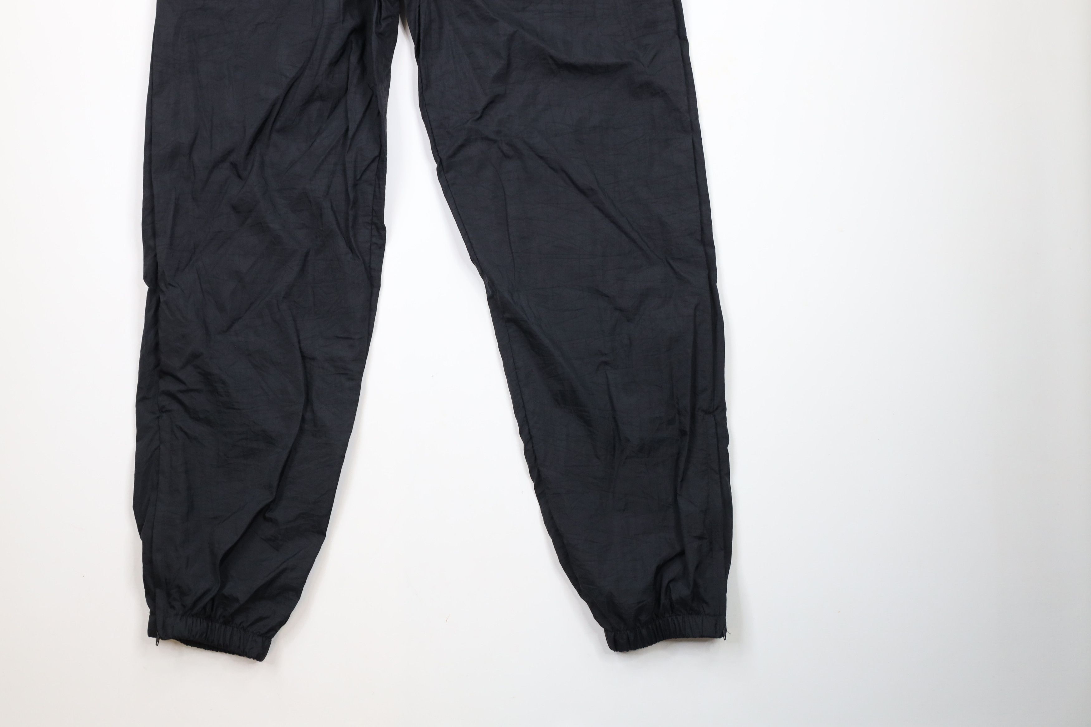 Vintage Vintage 90s Streetwear Blank Lined Nylon Joggers Pants Black Size US 34 / EU 50 - 4 Thumbnail