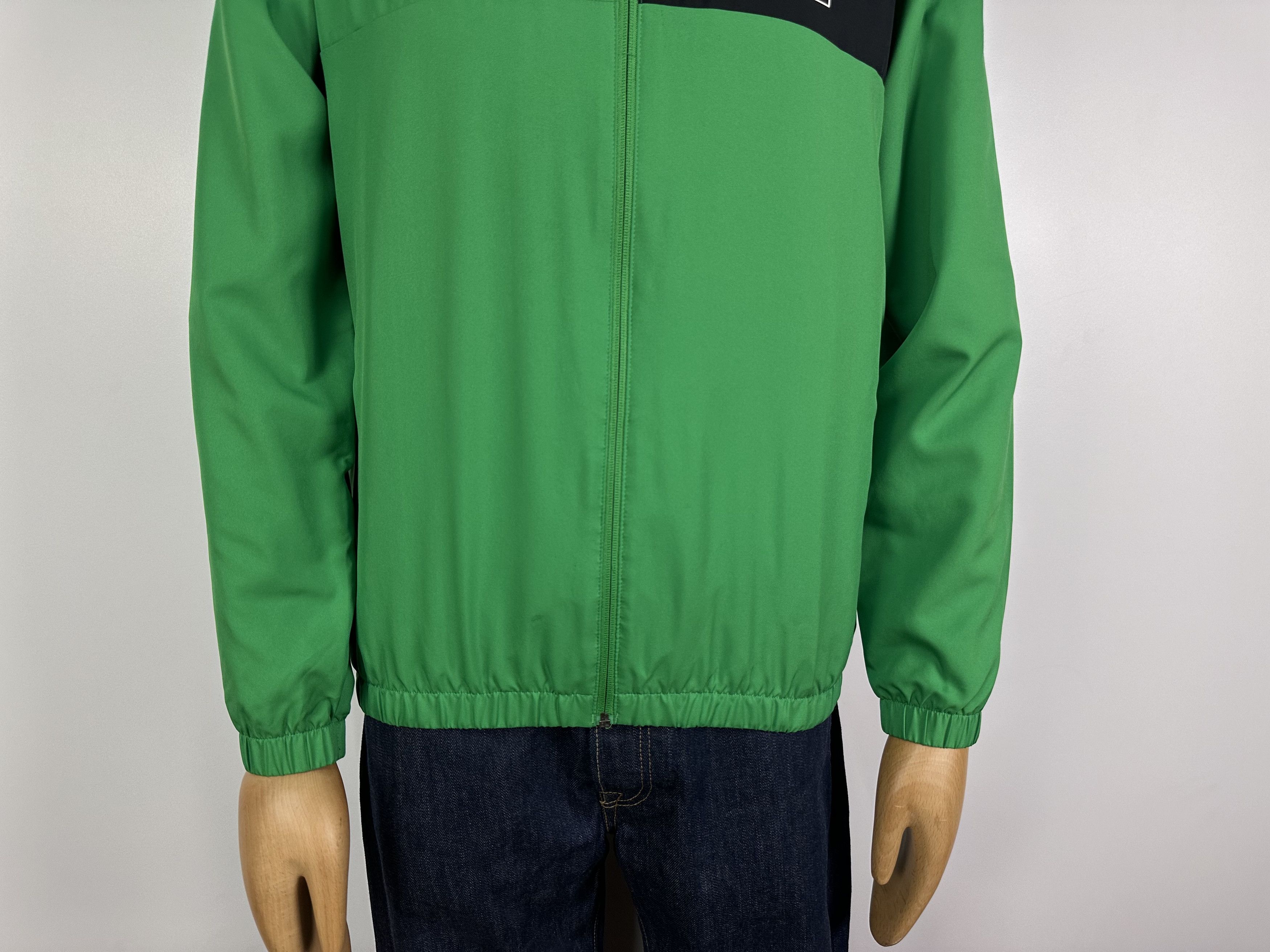 New Balance CELTIC 2015 2016 TRAINING FOOTBALL SOCCER TRACK TOP JACKET Size US M / EU 48-50 / 2 - 6 Thumbnail
