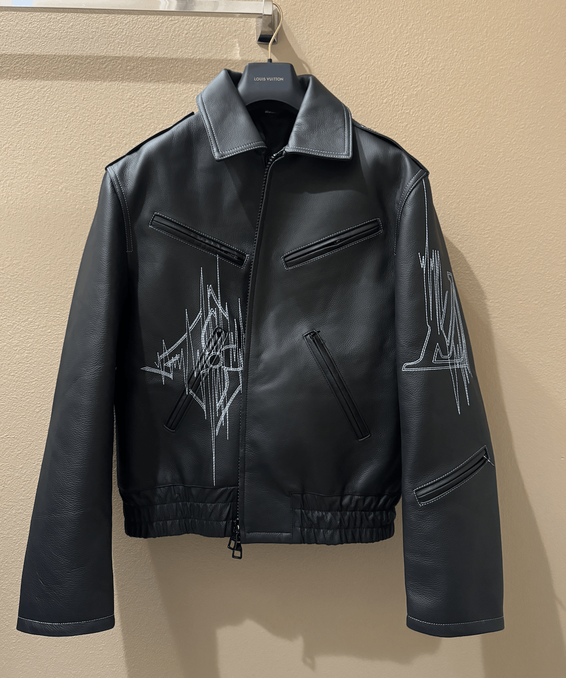 Louis Vuitton Louis Vuitton Frequency Chic Leather Jacket Size US L / EU 52-54 / 3 - 1 Thumbnail