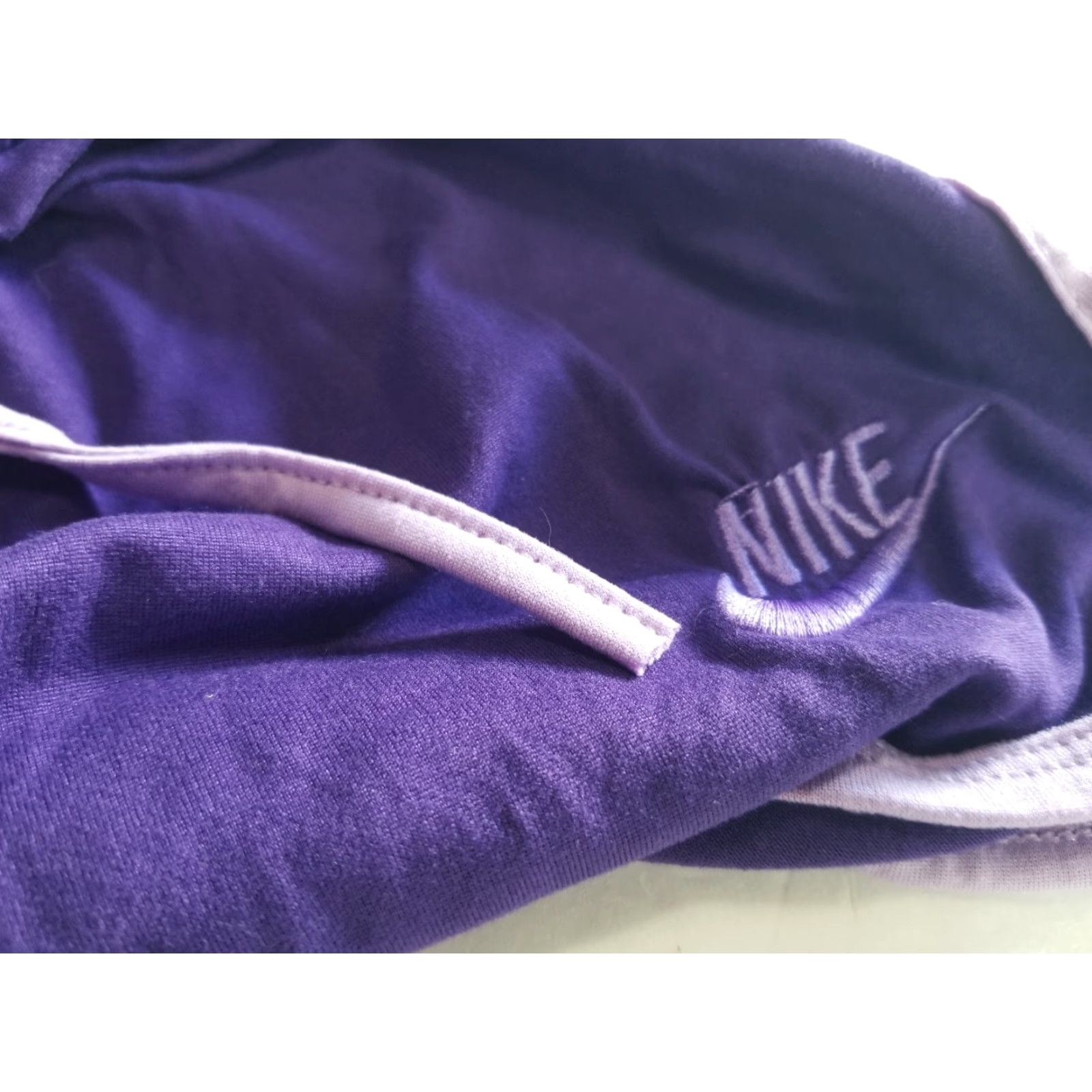 Nike Nike Women’s Shorts Purple Size Large Cotton Stretch Lavender Athletic Activewear Ladies L Size 36" / US 14 / IT 50 - 4 Thumbnail