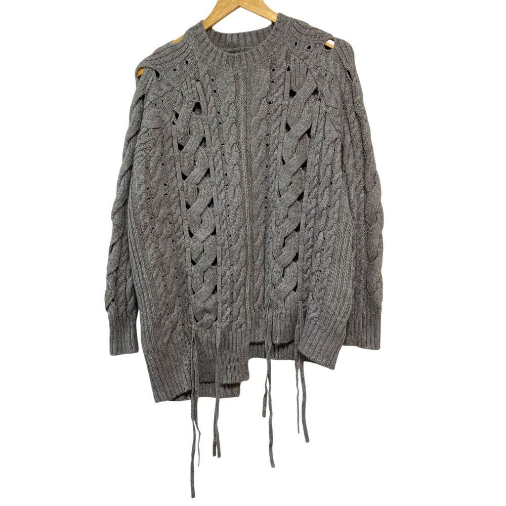 Other Other GRACE CONTINENTAL Over Cable Knit Top Others Tops 0124443044 DUTY FREE for USA Size ONE SIZE - 1 Thumbnail