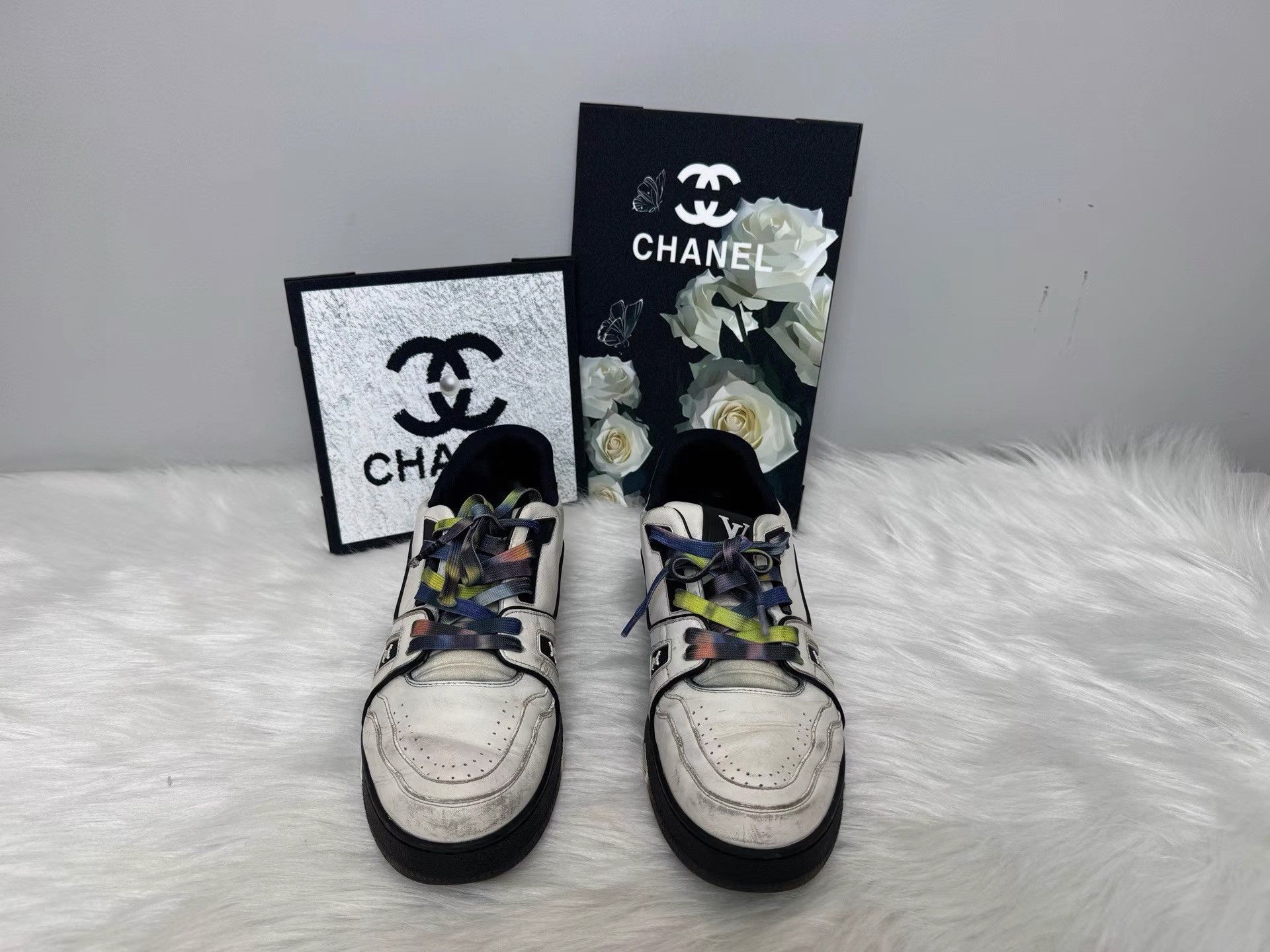 Louis Vuitton Louis Vuitton Trainer Black & White Panda Sneakers K36 Size US 8.5 / EU 41-42 - 2 Thumbnail