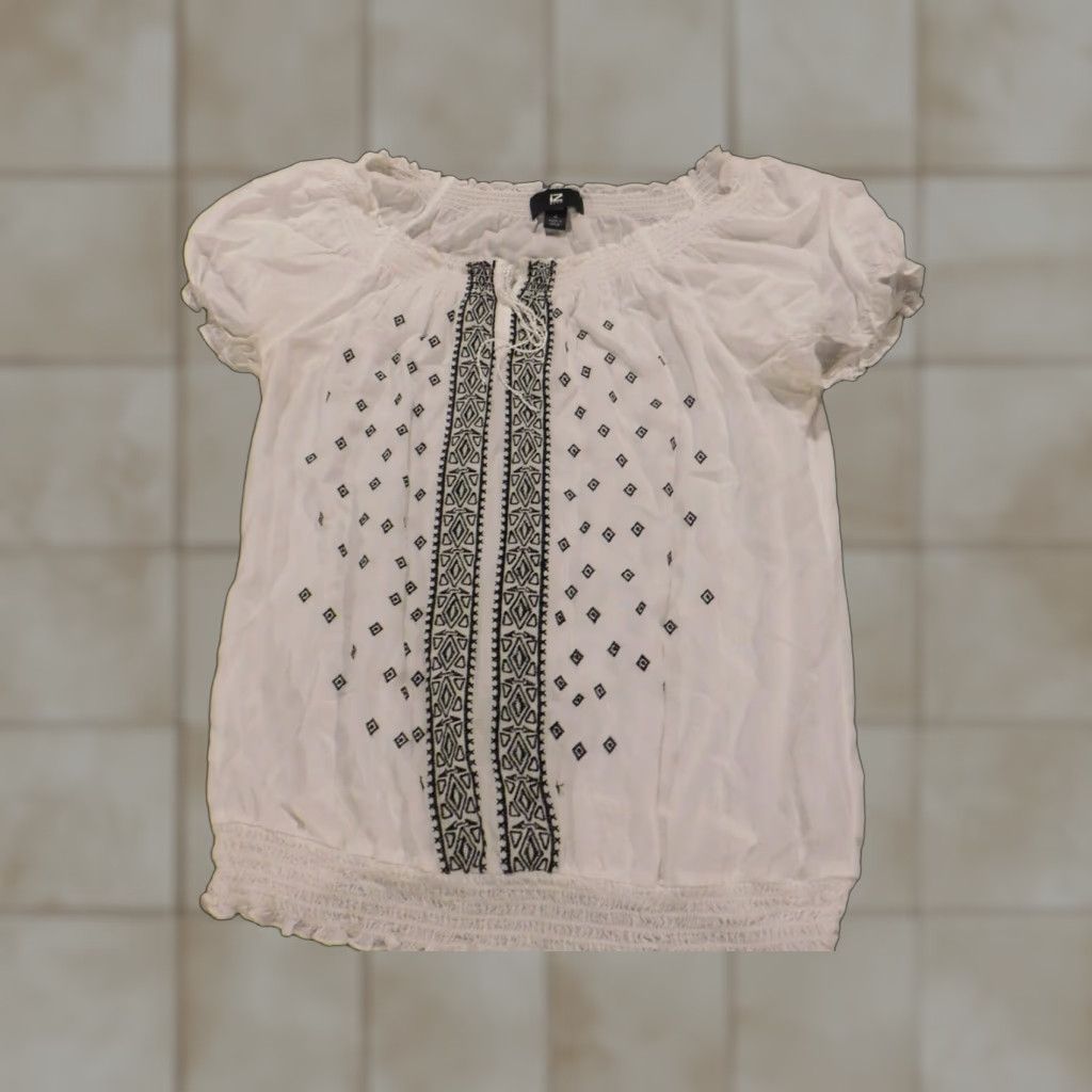 Vintage Iz Byer Blouse Shirt Womens Medium White Stretch Pullover Top Short Sleeve Crew Neck Casual Pattern Solid Button Size M / US 6-8 / IT 42-44 - 1 Thumbnail