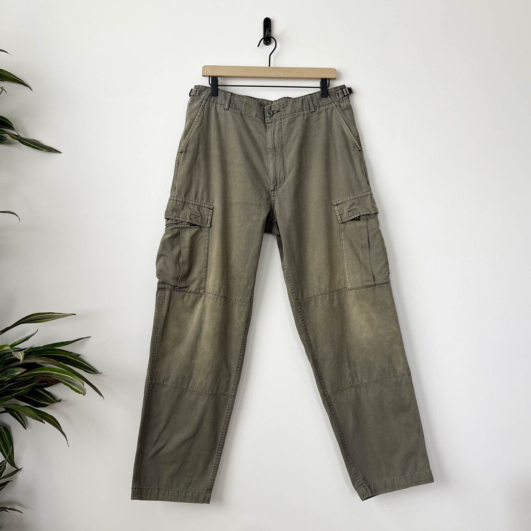Vintage VTG Unisex Distressed Sun Faded Military Pants Made Turkey Size US 34 / EU 50 - 1 Thumbnail