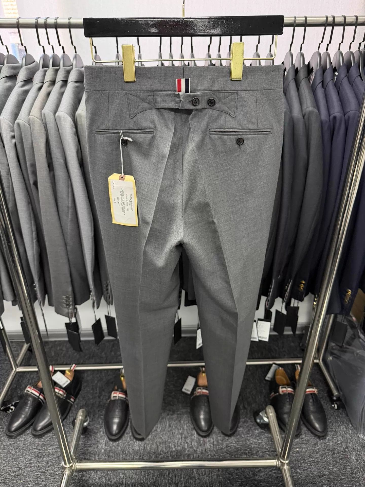 Thom Browne Thom Browne High-Waisted Mid-Gray Men's Trousers Size US 28 / EU 44 - 2 Thumbnail