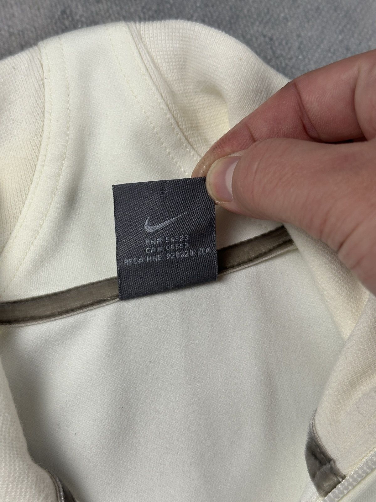 Nike Vintage Nike Mini Swoosh Full Zip Track Jacket Cream Y2K Size XS / US 0-2 / IT 36-38 - 13 Thumbnail