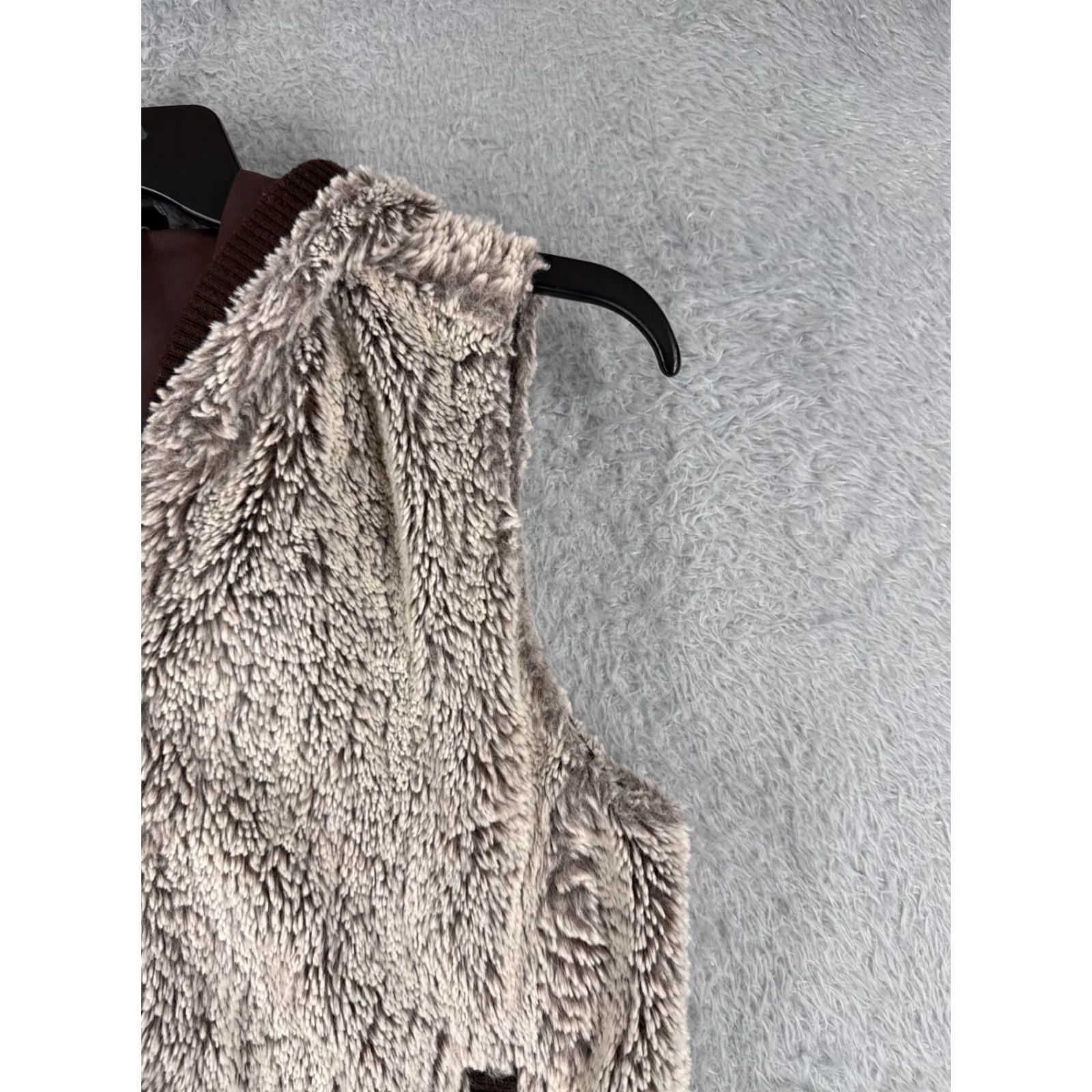 Patagonia Patagonia Jacket Women Small Brown Beige Conejo Hooded Vest Full Zip Polyester Lining Fleece Zipper Vintage Yes Regular Size S / US 4 / IT 40 - 2 Thumbnail