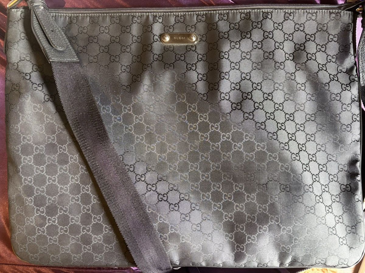Gucci GUCCI Messenger/Student/Laptop Bag LARGE Size ONE SIZE - 1 Thumbnail