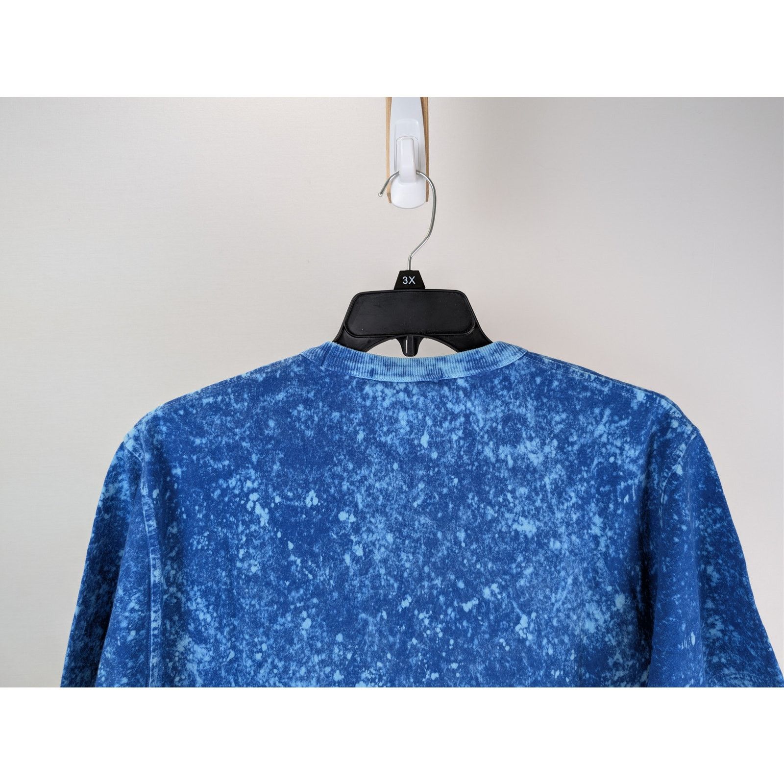 Stone Island o1rshd1 Tie-Dye Effect Stone Island Logo T-Shirt Navy/Blue Size US L / EU 52-54 / 3 - 11 Thumbnail