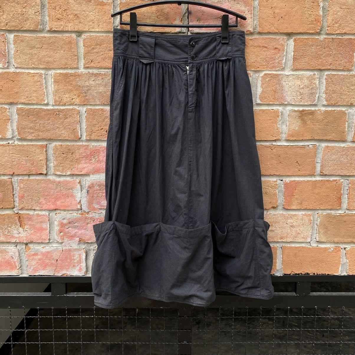 Issey Miyake Issey Miyake Black Skirt with Gathered Pocket Hem Detail Size 33" - 3 Thumbnail