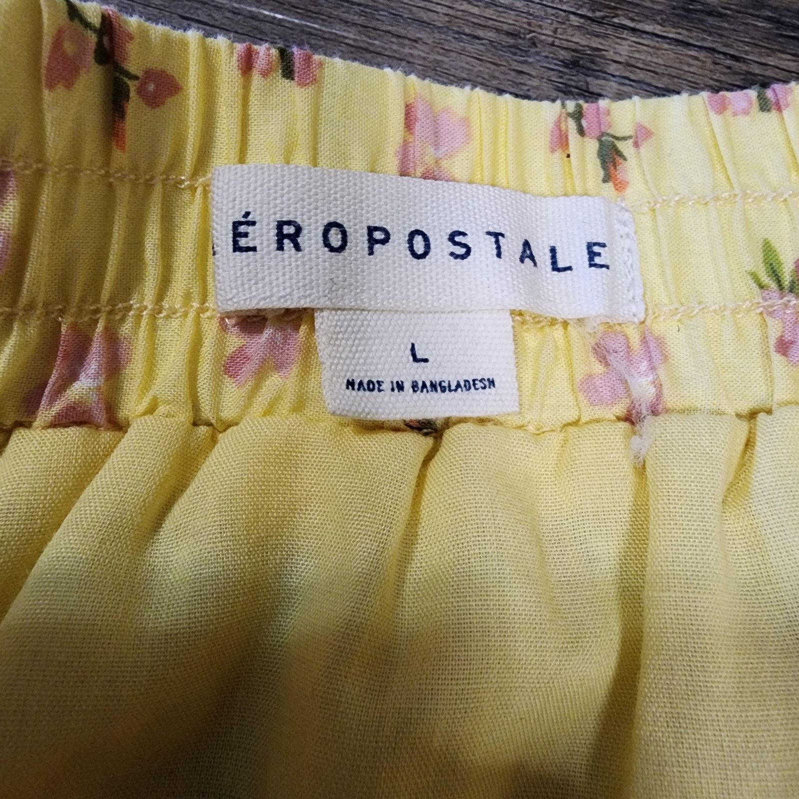 Aeropostale Aeropostale Yellow skirt with pink floral Size L flowy 2510 Size 28" / US 6 / IT 42 - 5 Thumbnail