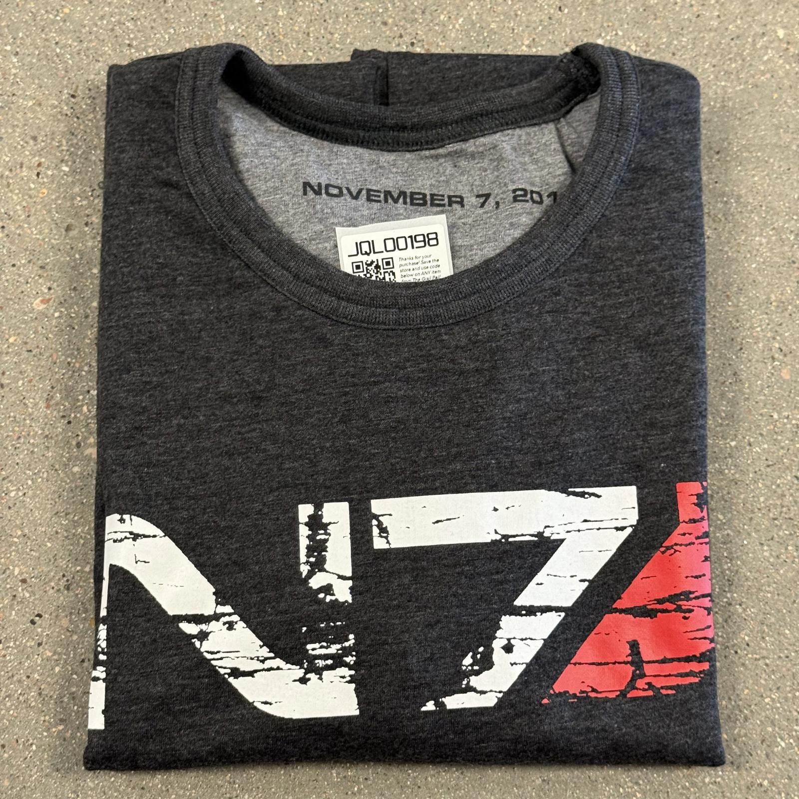 Other Vtg Reversible Bioware Mass Effect N7 T-Shirt RARE NWOT M Size US M / EU 48-50 / 2 - 11 Thumbnail