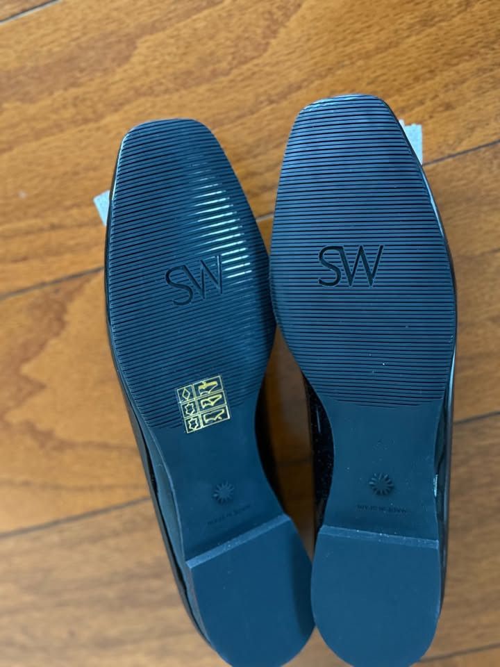 Stuart Weitzman Stuart Weitzman Slipknot Signature Black Size US 7 / IT 37 - 7 Thumbnail