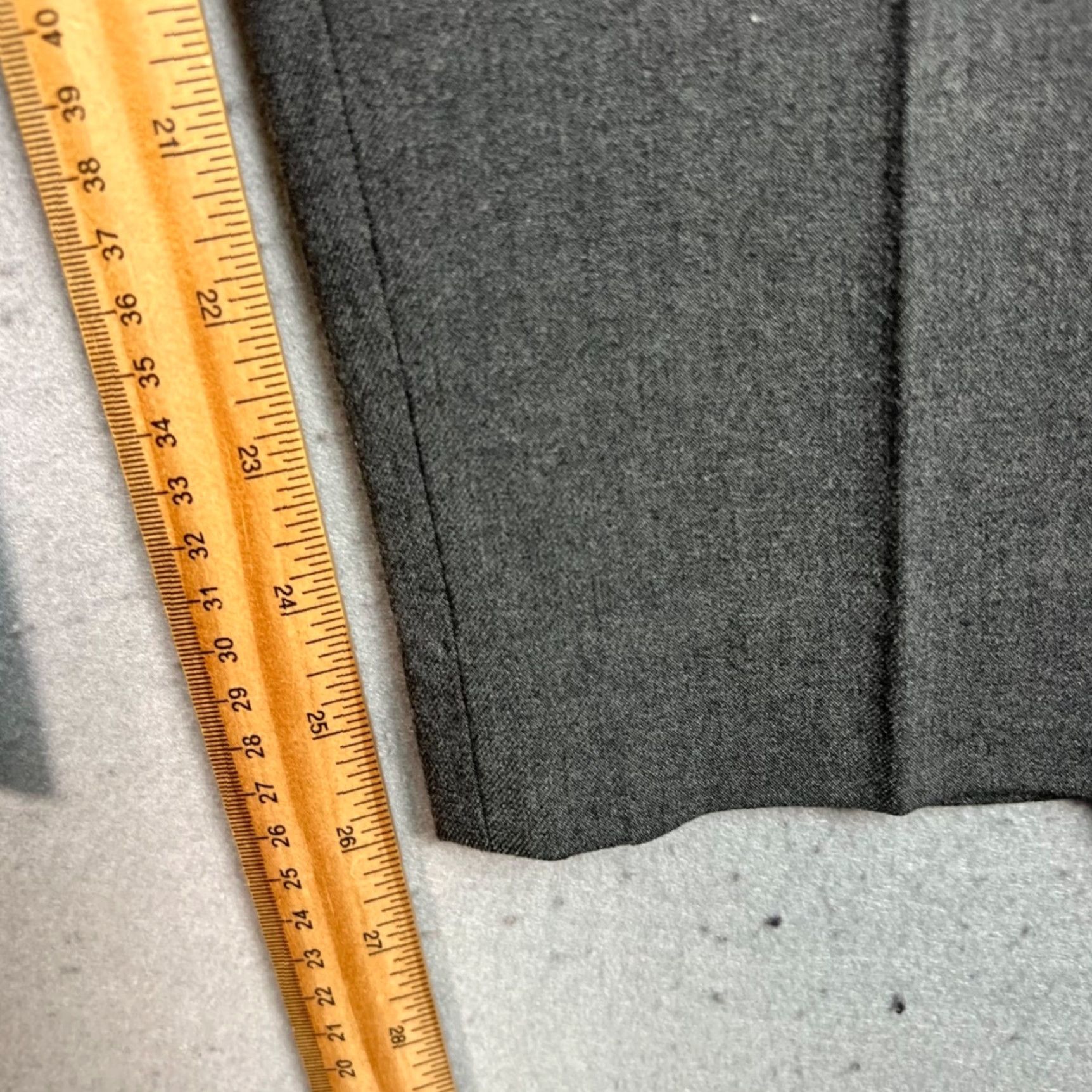 Uniqlo Uniqlo Slim Dress Pants Men's 27-30 29 In Gray Polyester Blend Flat Front Tapered Size US 29 - 6 Thumbnail