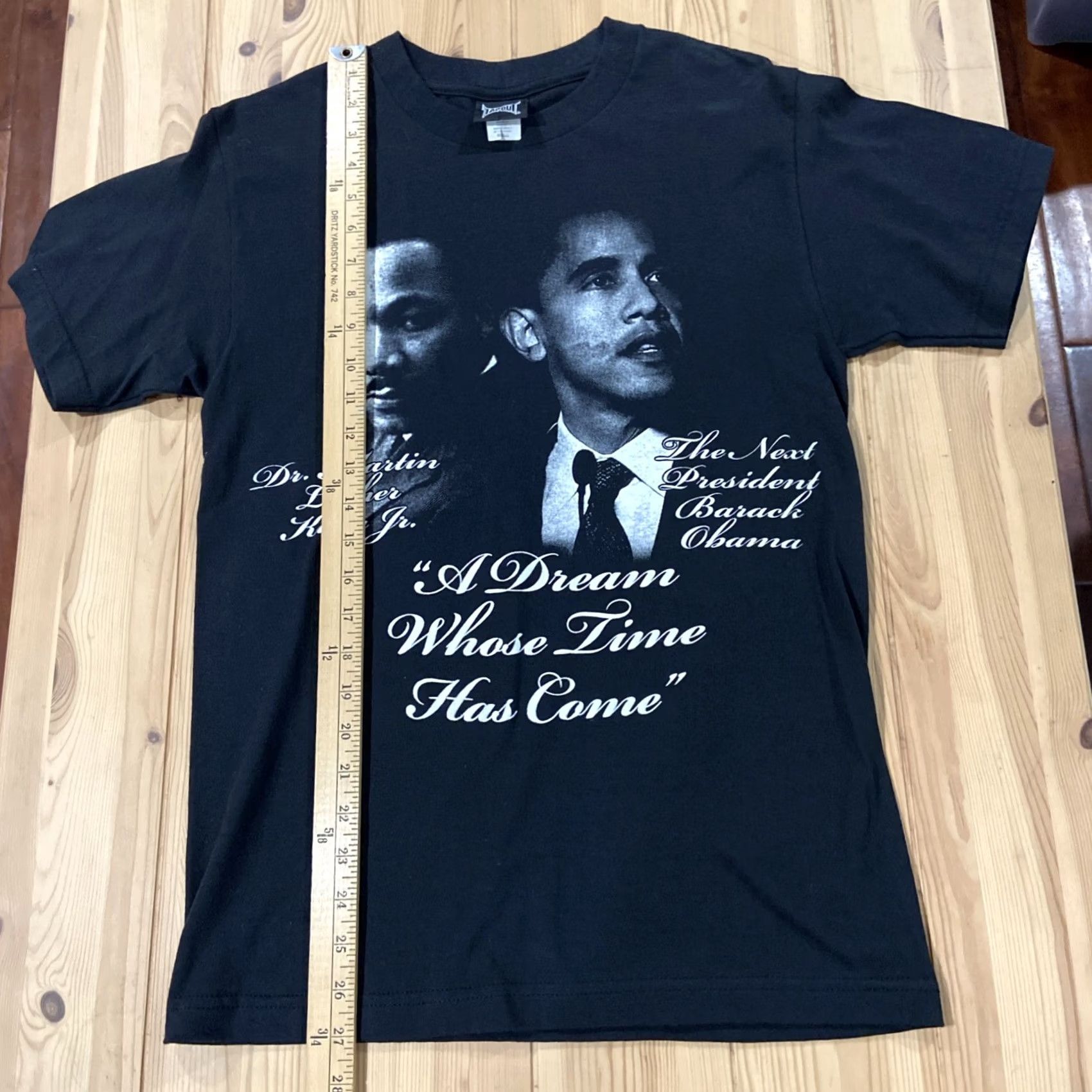 Tapout VINTAGE Tapout T-Shirt MLK Obama Small Crew Neck Short Sleeve Beige 70s 80s Political Men S Size US S / EU 44-46 / 1 - 4 Thumbnail