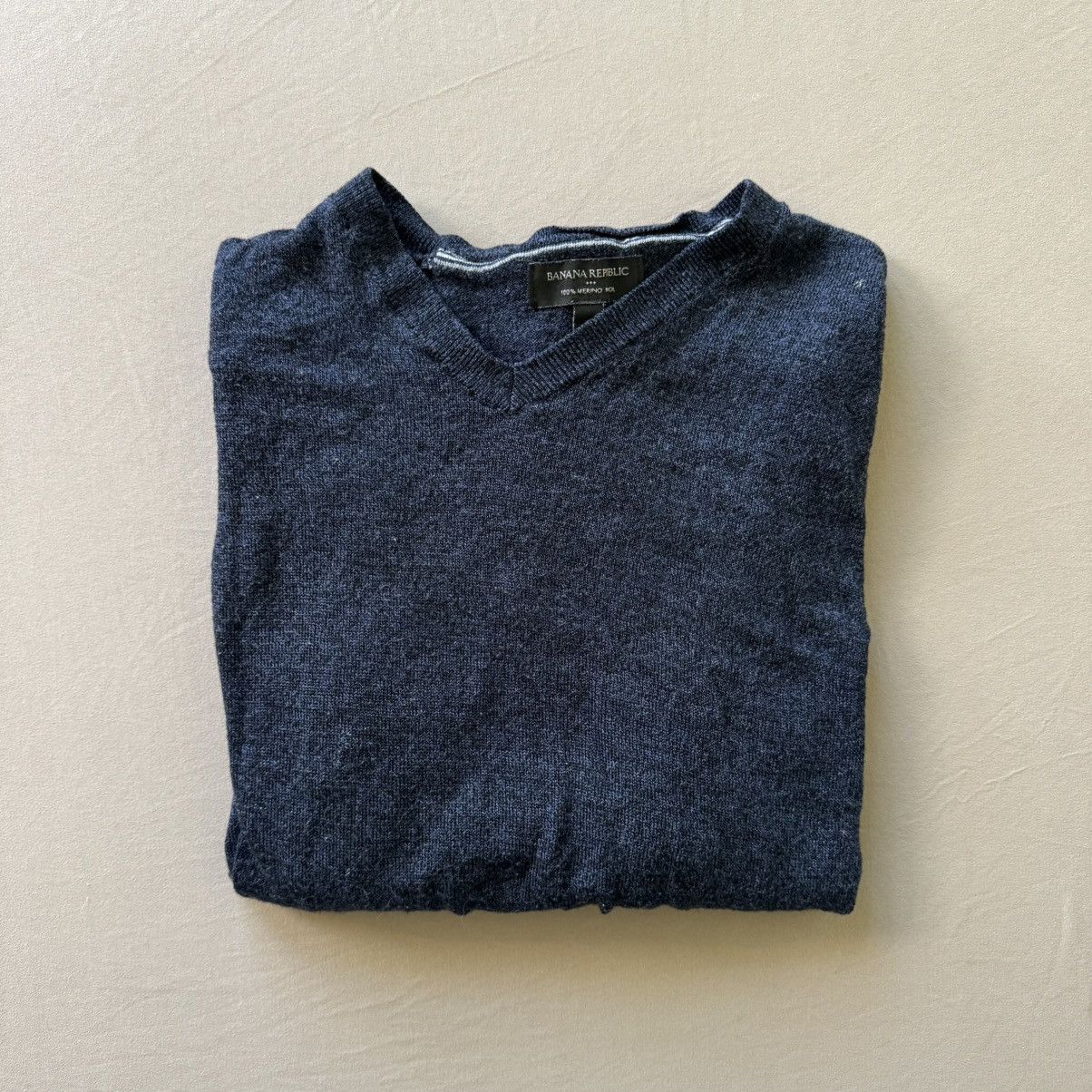 Banana Republic Banana Republic MERINO WOOL V-NECK SWEATER Size US S / EU 44-46 / 1 - 1 Thumbnail