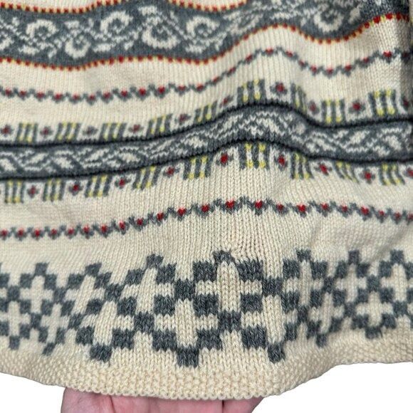 Handmade VTG Handmade in Norway Wool Cardigan Nordic Fair Isle Sweate Size M / US 6-8 / IT 42-44 - 10 Thumbnail