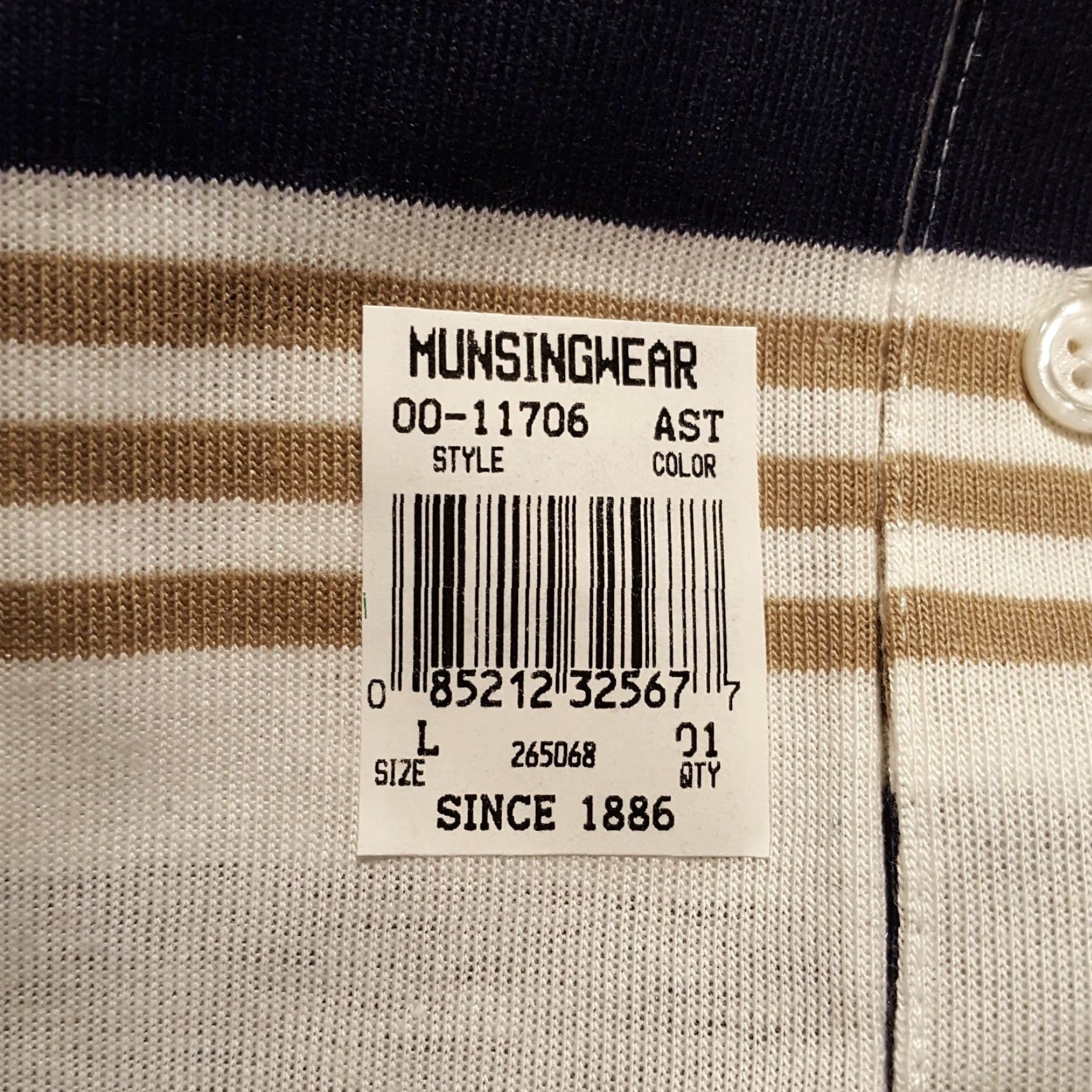 Vintage VTG 90s MunsingWear Mens Size L Striped Short Sleeve Golf Tennis Surf Polo Shirt Y2K Preppy Collared Skater Surf Vintage Polo Shirt 90s Size US L / EU 52-54 / 3 - 4 Thumbnail