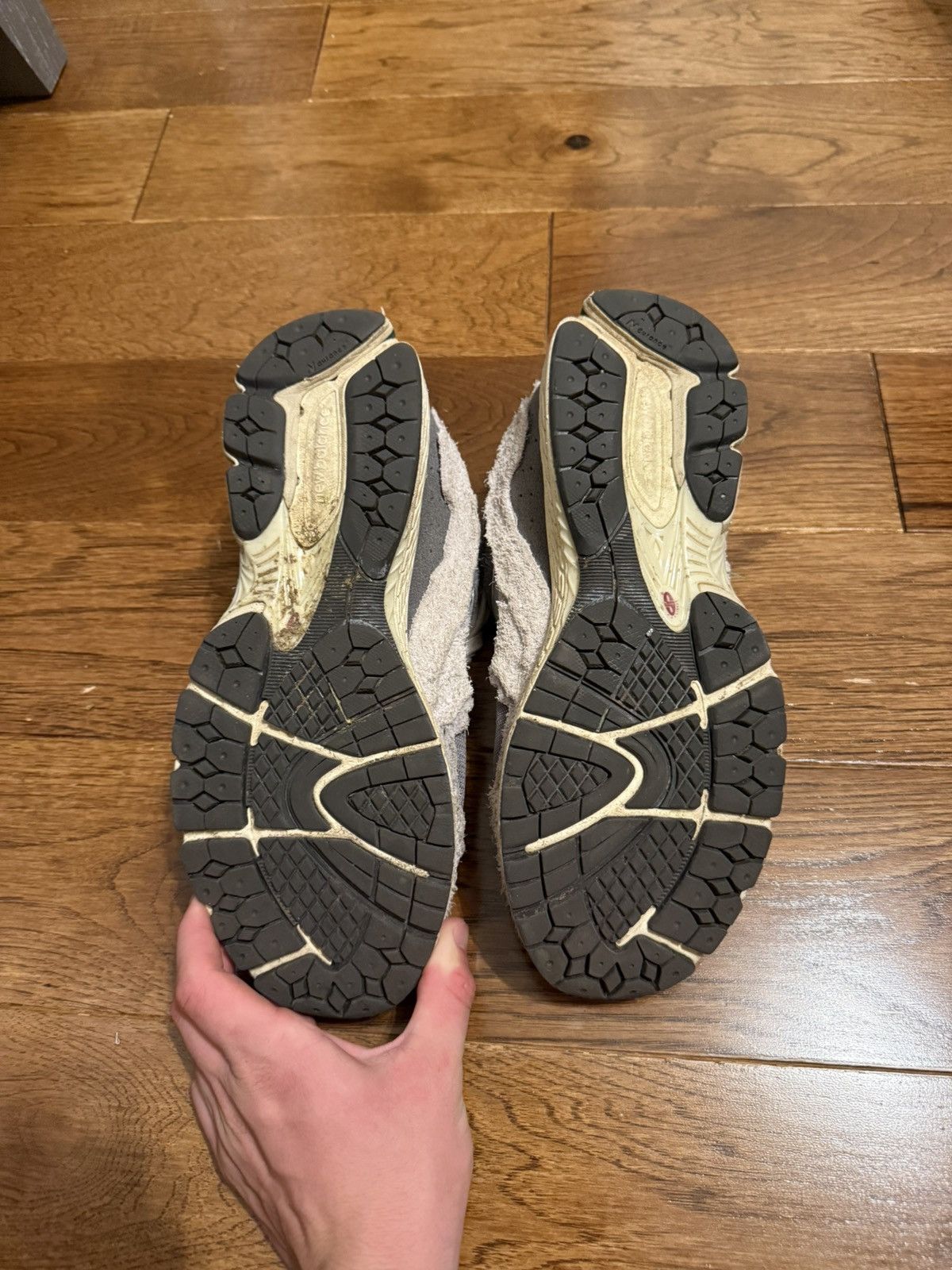 New Balance New Balance 2002r- Rain Cloud 9.5m Size US 9.5 / EU 42-43 - 8 Thumbnail