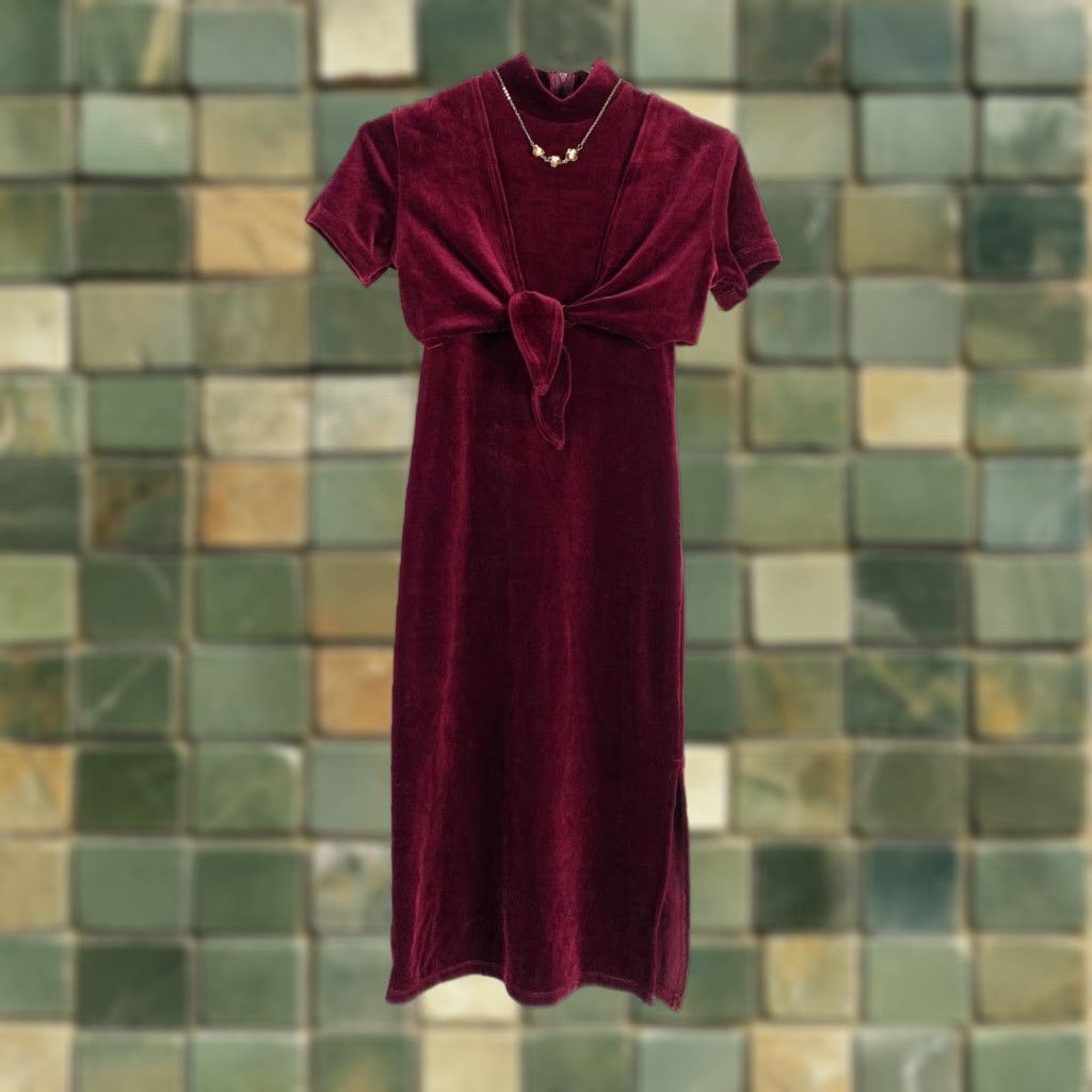 Vintage VINTAGE Rose Cottage Burgundy Velvet Velour Dress 10 Attached Necklace Sleeveless Turtleneck Zip Long 90s Adults Teens Women Size L / US 10 / IT 46 - 1 Thumbnail