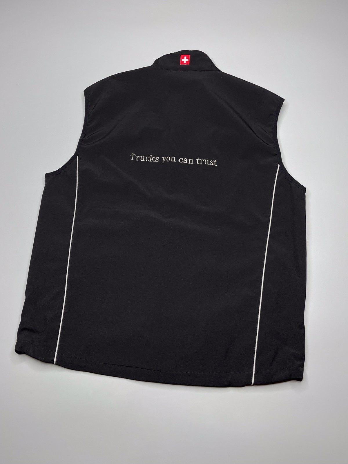 Mercedes-Benz Vintage Mercedes Benz Vest Size US M / EU 48-50 / 2 - 9 Thumbnail