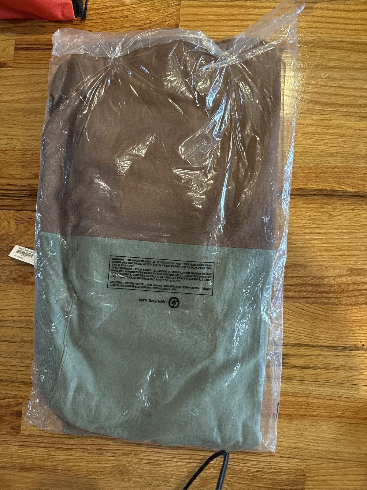 Supreme BRAND NEW Supreme split crewneck brown/green Size US L / EU 52-54 / 3 - 3 Thumbnail
