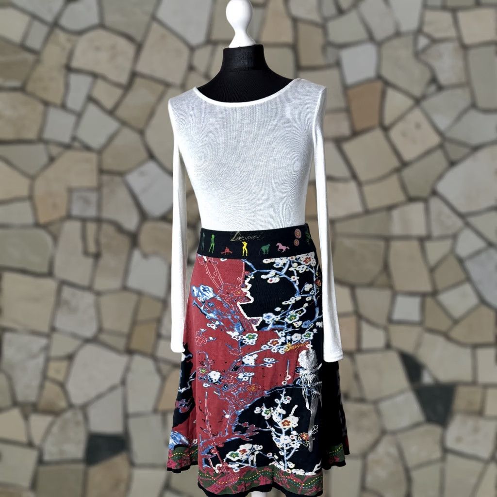 Desigual Desigual Skirt XS Womens Midi Multicoloured Desigual Skirt XS Women Midi Skirt Womens XS Midi Skirt Size 26" / US 2 / IT 38 - 1 Thumbnail