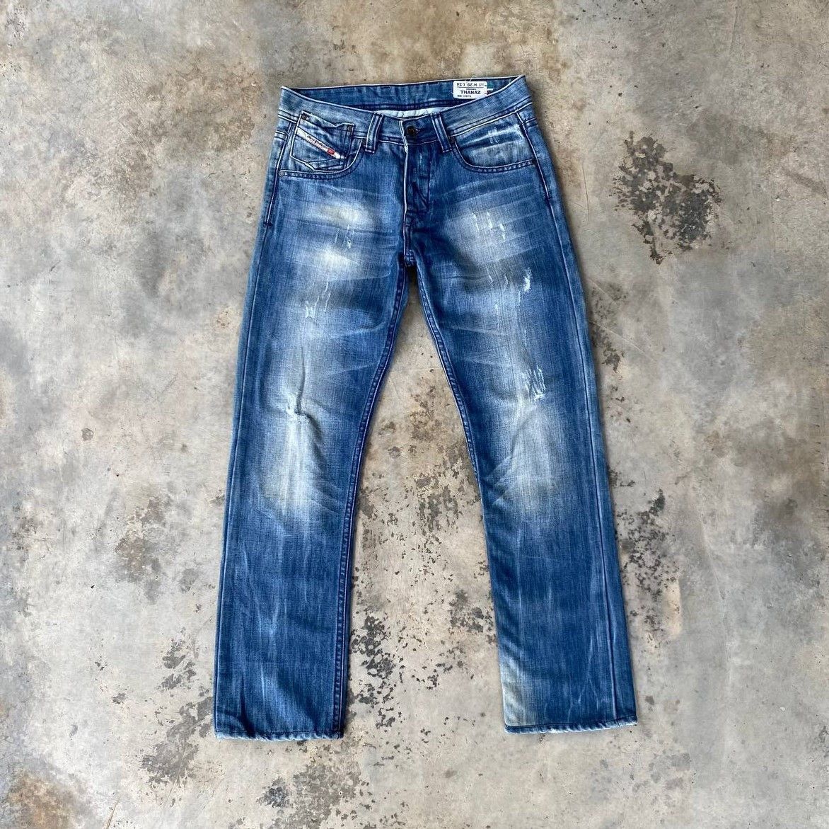 Diesel DIESEL THANAZ 008TS WASH DISTRESSED DENIM ITALY Size US 29 - 1 Thumbnail