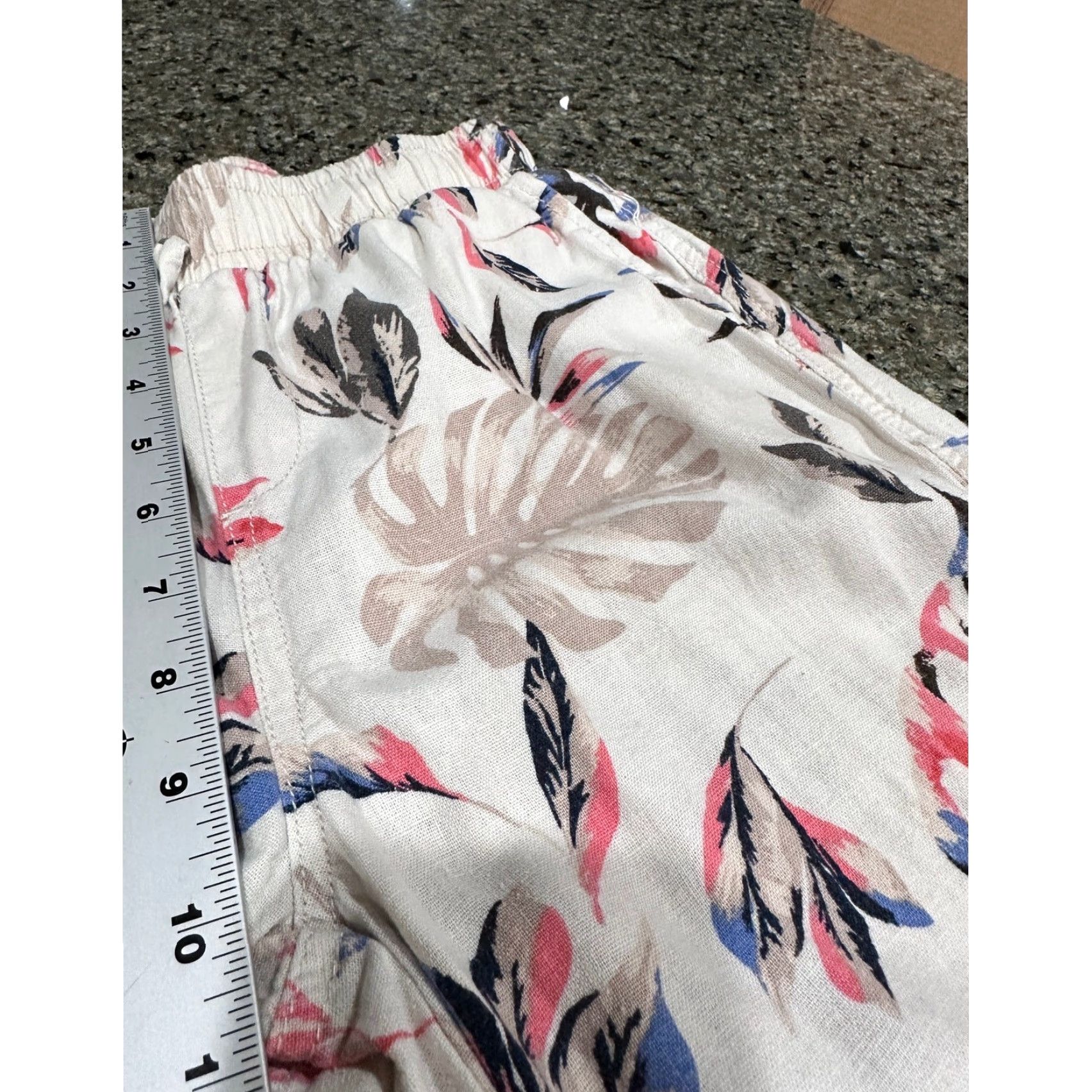Vintage Briggs Pants S Pink Blue Beige Linen Blend Floral Beach Cropped Regular Women Mens? No - (Oops) Size 28" / US 6 / IT 42 - 6 Thumbnail