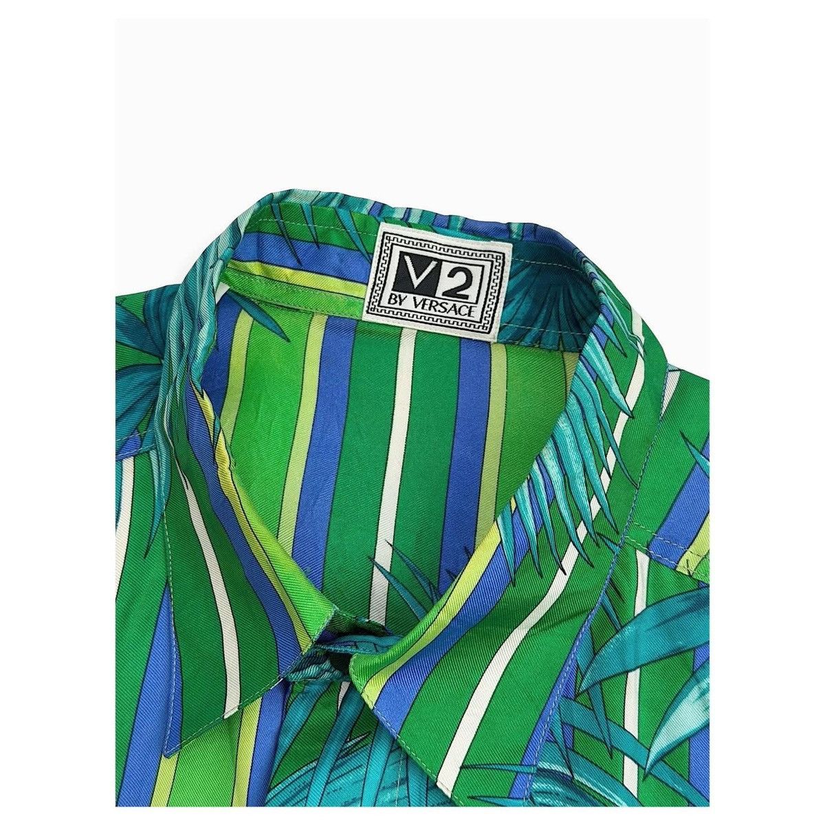 Versace Versace V2 Silk Jungel Print Shirt Size US M / EU 48-50 / 2 - 3 Thumbnail