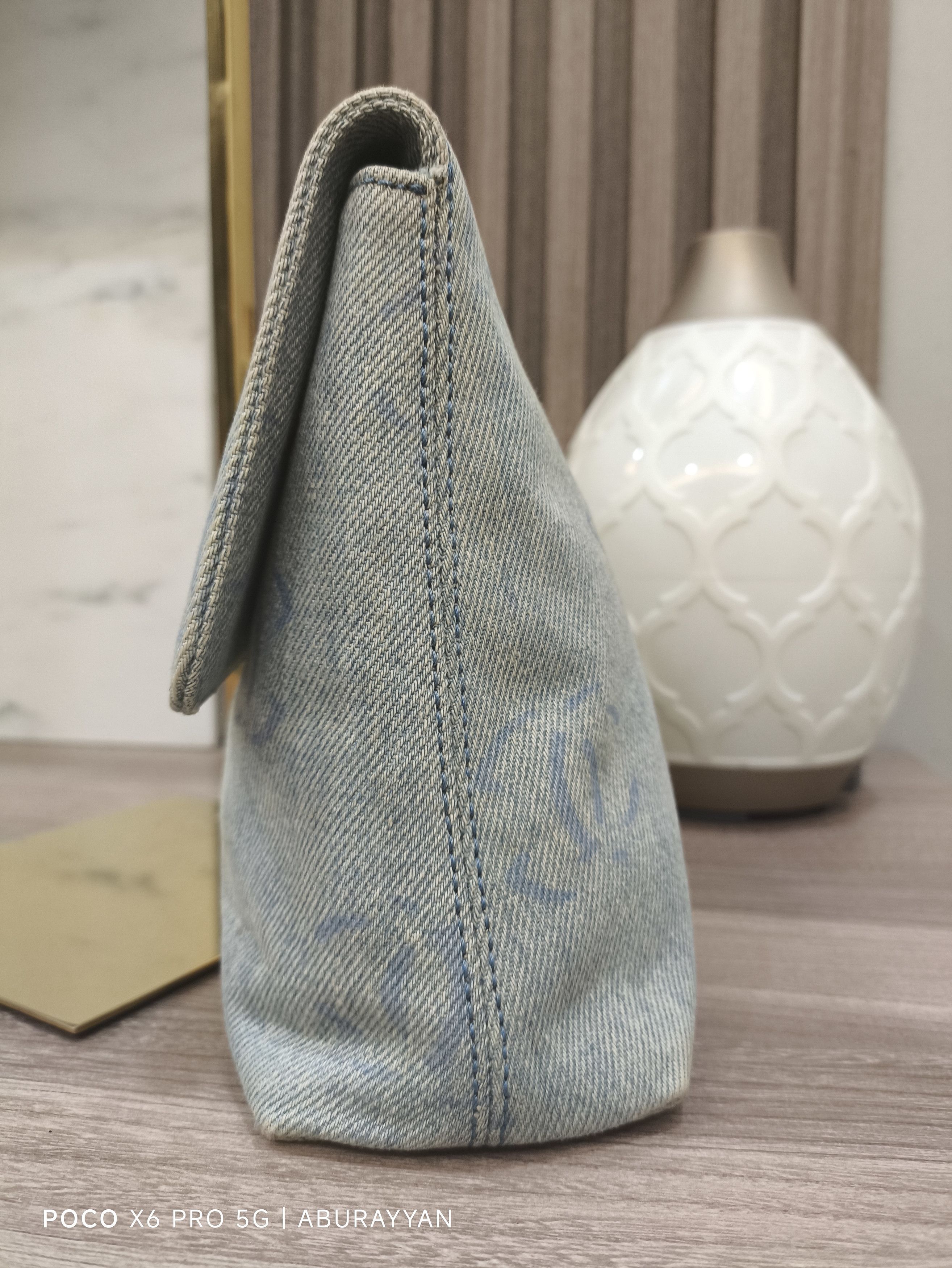 Chanel Chanel Blue CC Signature Denim Vintage Clutch Size ONE SIZE - 4 Thumbnail