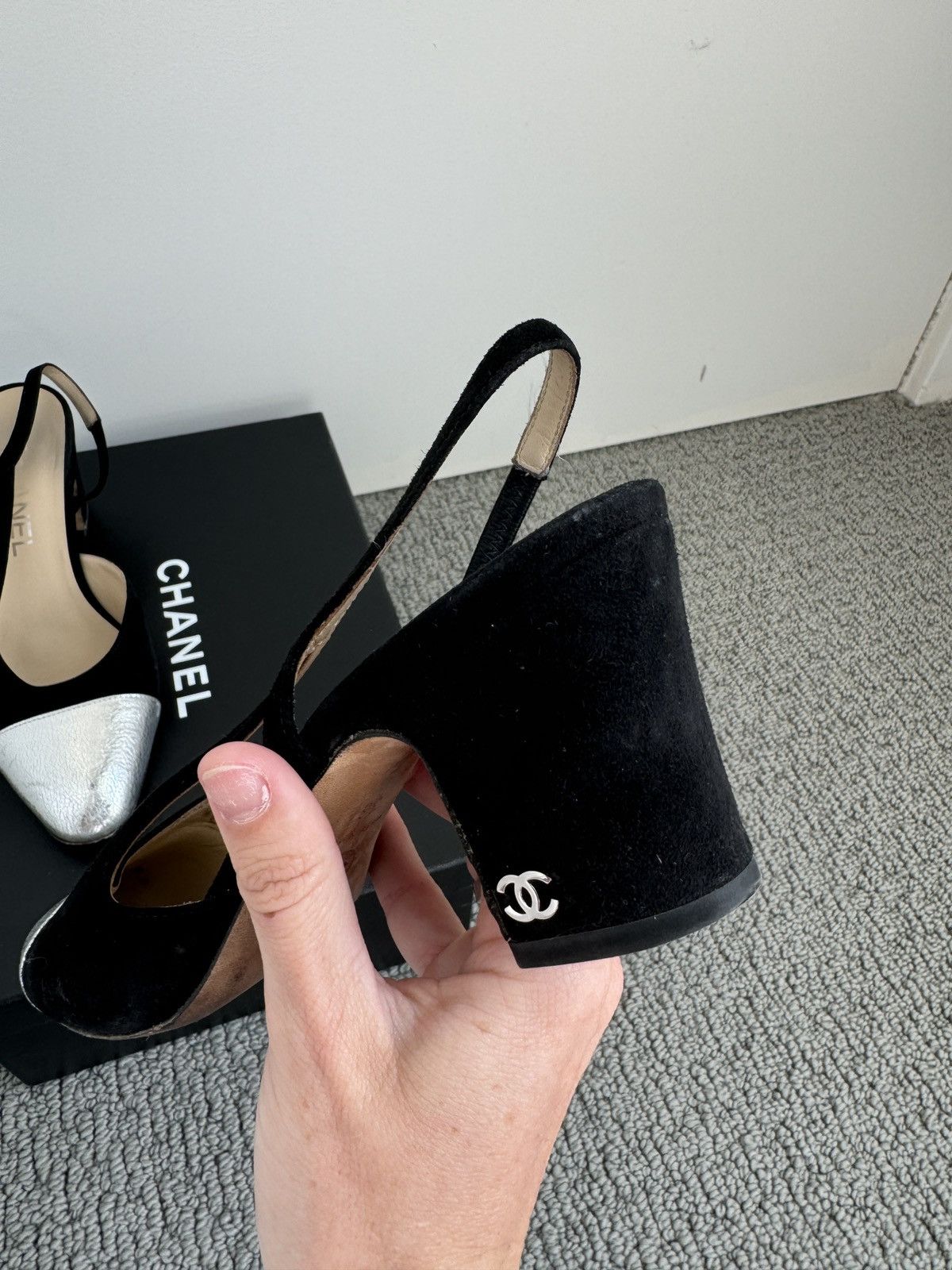 Chanel Women’s Cap Toe Slingback Pumps Suede Size US 5.5 / IT 35.5 - 4 Thumbnail