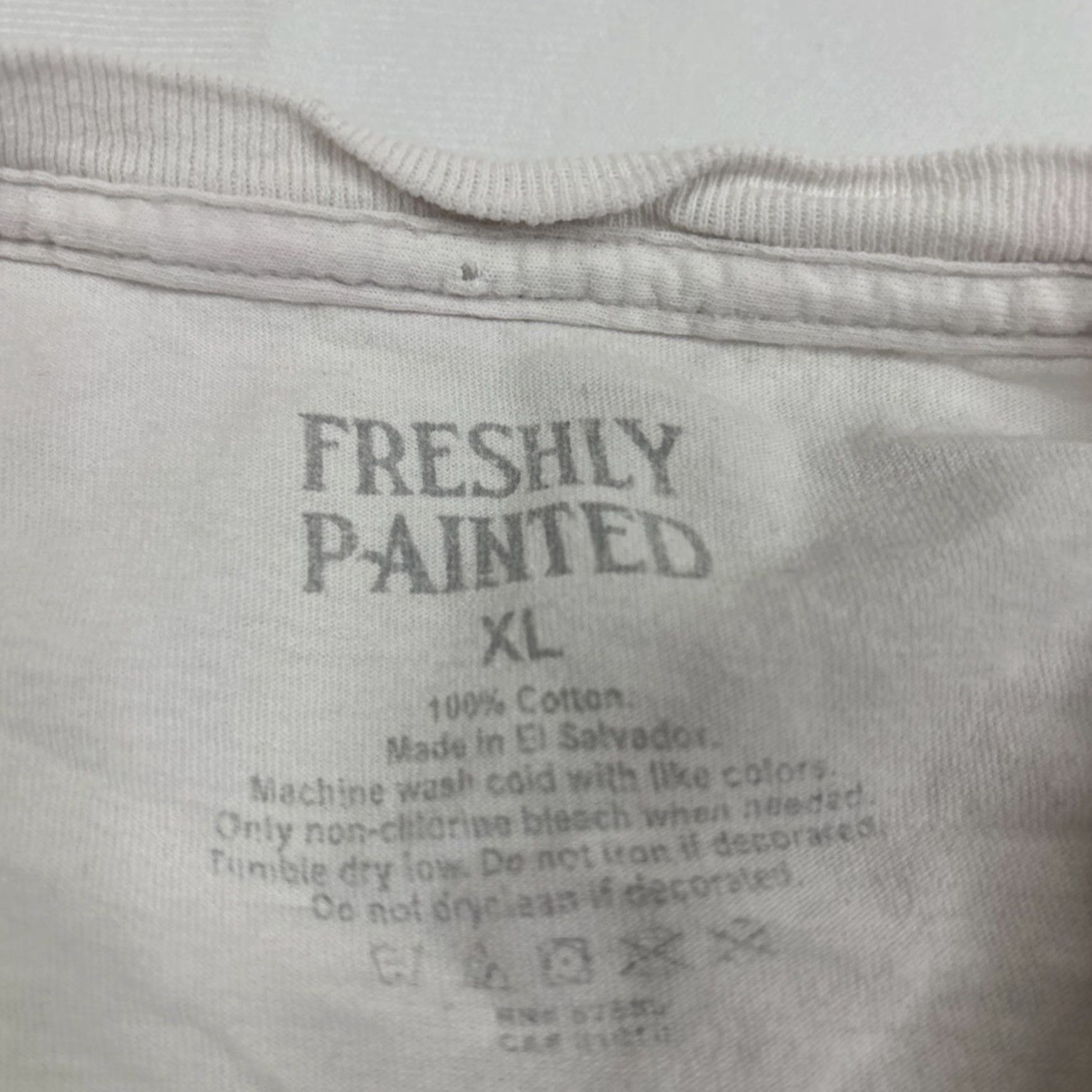 Vintage Freshly Painted T Shirt Men’s XL White Picasso Woman In Red Graphic Size US XL / EU 56 / 4 - 4 Thumbnail