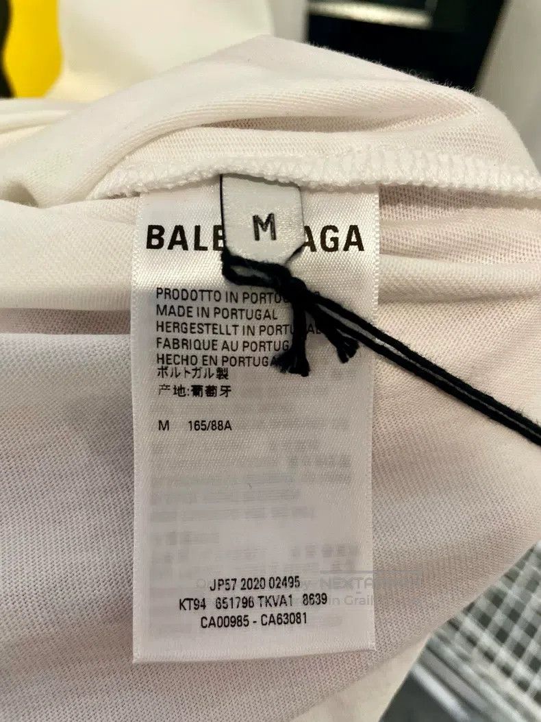 Balenciaga Balenciaga Smiling Face Printed Casual Long Sleeve White T Size US M / EU 48-50 / 2 - 5 Thumbnail