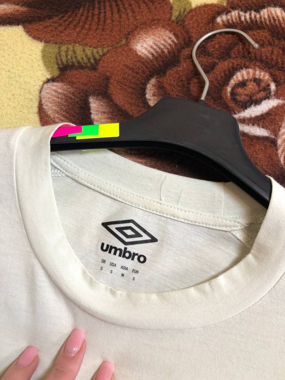 Umbro Umbro England League O2 Jersey T Shirt Y2K Vintage Size US S / EU 44-46 / 1 - 7 Thumbnail