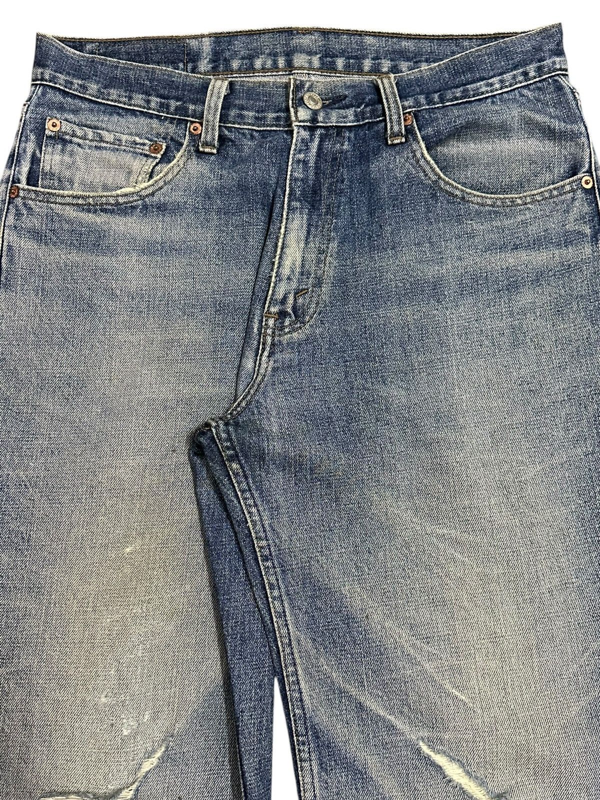 Levi's Vintage 90s Levis Blue Faded Wash Distress Style Loose Jeans Size US 32 / EU 48 - 4 Thumbnail