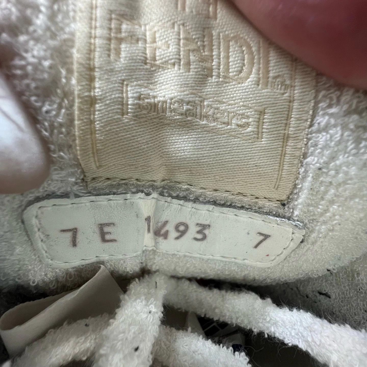 Fendi Fendi Match White Gray US7/41EU Size US 7.5 / EU 40-41 - 8 Thumbnail