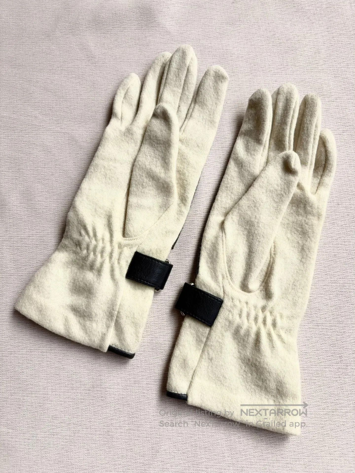 Vivienne Westwood Vivienne Westwood Vintage Saturn Gloves. Size ONE SIZE - 5 Thumbnail