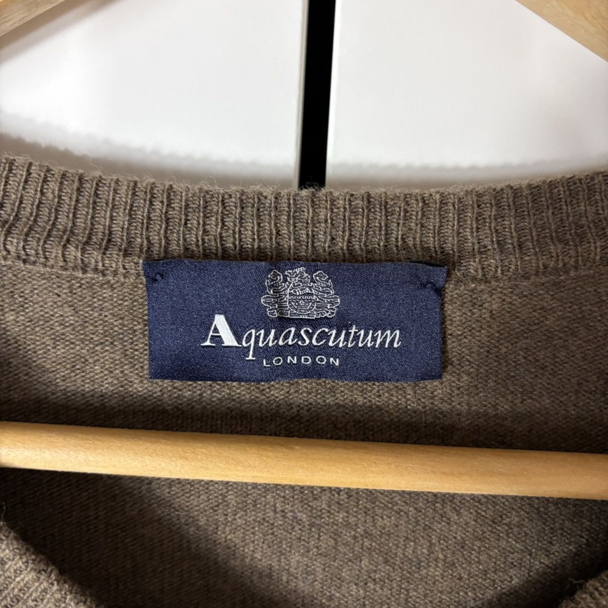Aquascutum Vintage Aquascutum London V-Neck Brown Wool Sweater Luxury Size US L / EU 52-54 / 3 - 3 Thumbnail