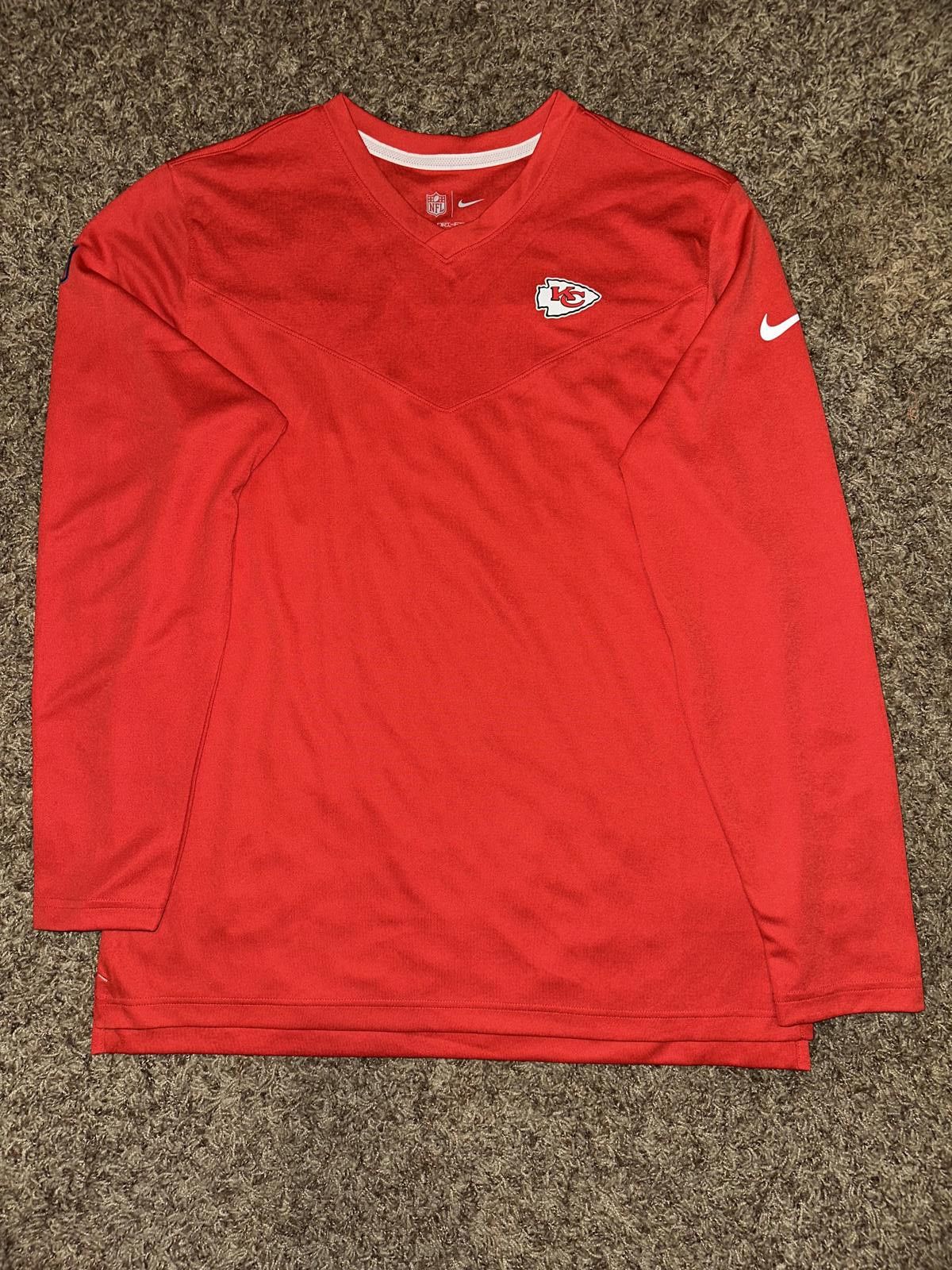 Nike Nike Men’s NFL Kansas City Chiefs Sideline Player UV Performance Shirt Size US M / EU 48-50 / 2 - 3 Thumbnail