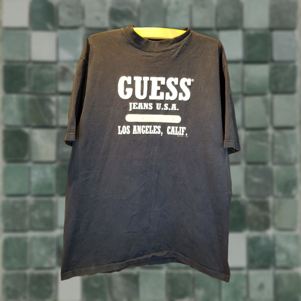 Guess VINTAGE GUESS JEANS LOS ANGELES CALIFORNIA NAVY T-SHIRT SZ XL MADE IN USA Men T-Shirt XL Blue Size US XL / EU 56 / 4 - 1 Thumbnail