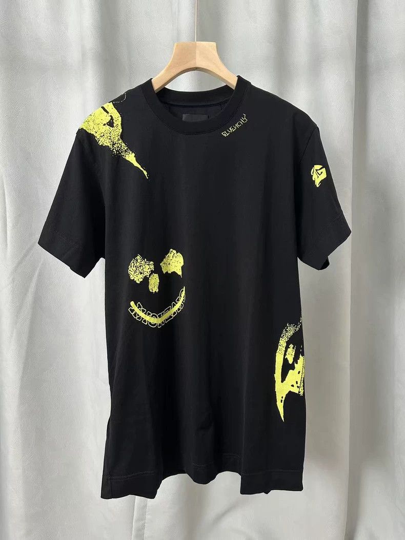 Givenchy Givenchy New Spray Painted Short Sleeve 2506-Nextarrow Size US XXS / EU 40 - 2 Thumbnail