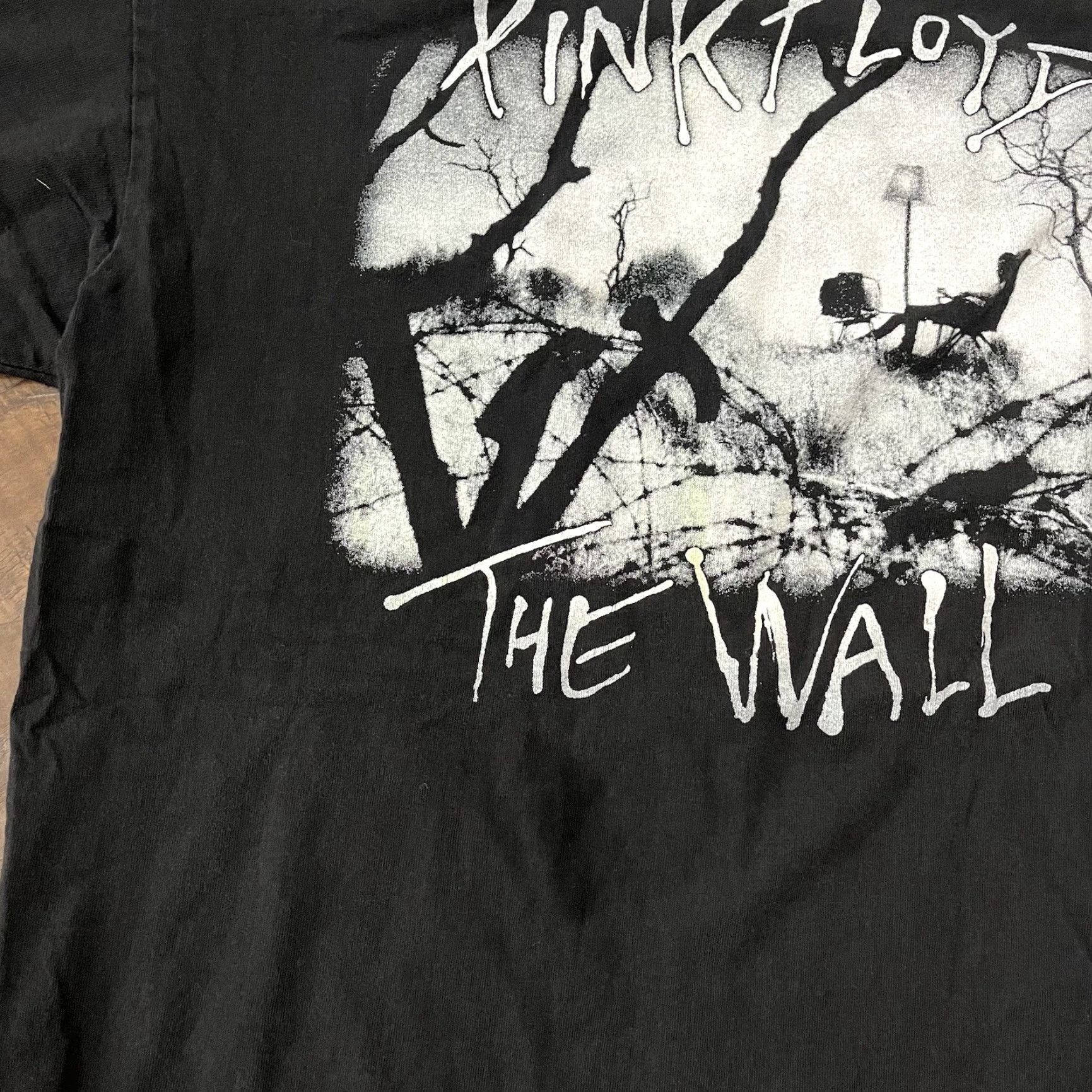 Vintage VINTAGE Pink Floyd The Wall T-Shirt Mens 2XL Black 90s Band Roger Waters 707 Size US XXL / EU 58 / 5 - 3 Thumbnail