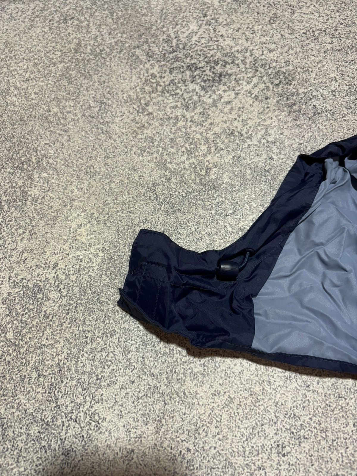 Nike × Vintage Vintage Nike Windbreaker Light Jacket Size L Blue Size US L / EU 52-54 / 3 - 6 Thumbnail
