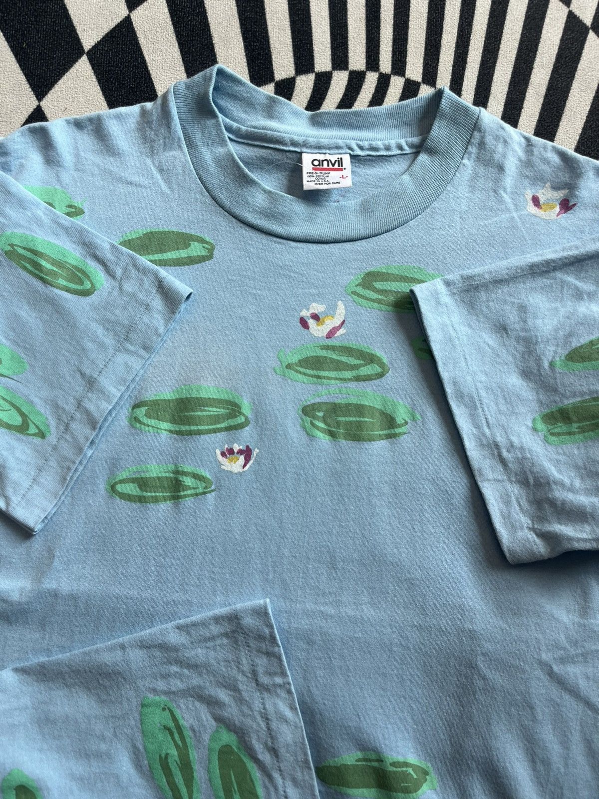 Arts & Science Vintage Water Lilies (aop) 90’s by Claude Monet Tshirt Size US L / EU 52-54 / 3 - 9 Thumbnail