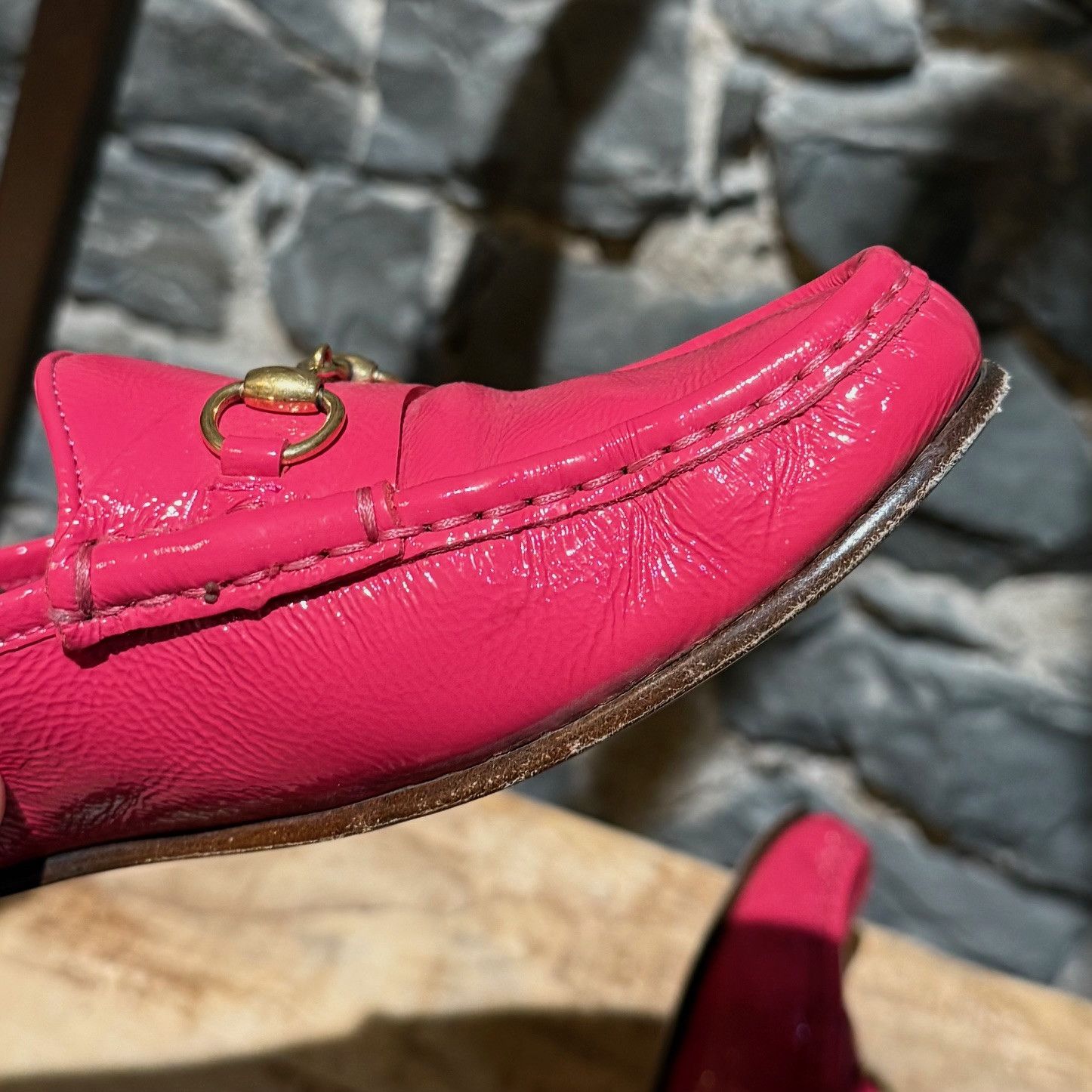 Gucci Gucci Shocking Pink Patent Leather Horsebit 1953 Loafers Size US 7.5 / IT 37.5 - 11 Thumbnail