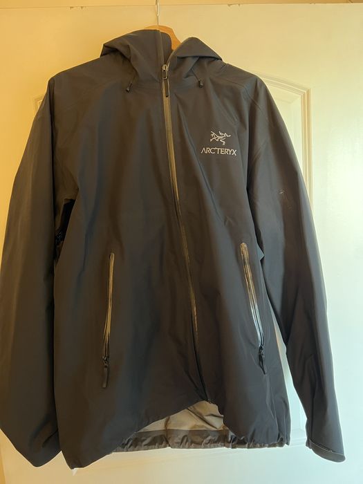 Arc'Teryx Arc'teryx Beta LT Jacket XL | Grailed