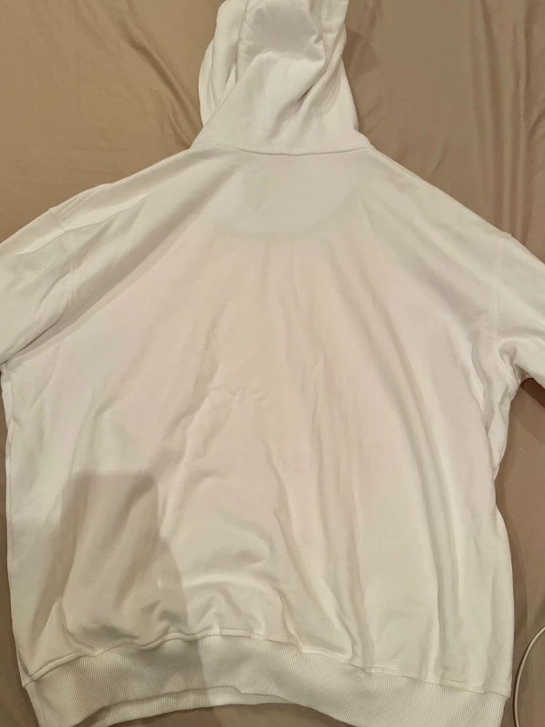 Givenchy Givenchy White Crewneck Sweatshirt Size US XS / EU 42 / 0 - 3 Thumbnail