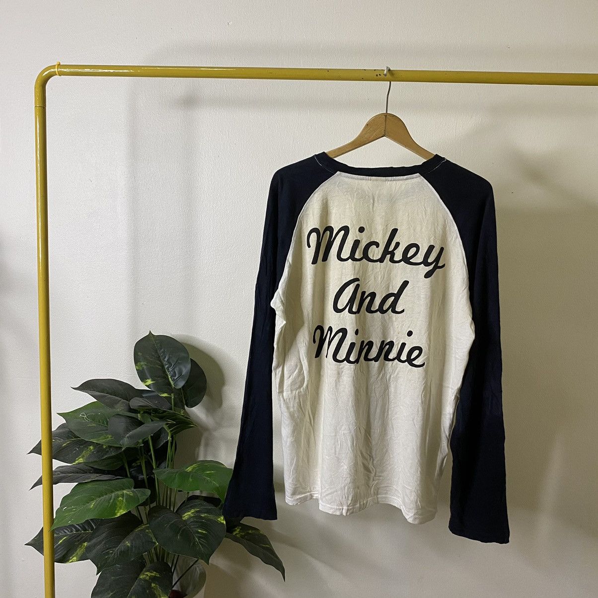 Disney Vintage Y2K Mickie & Minnie Mouse LS T Shirt Size US XL / EU 56 / 4 - 6 Thumbnail
